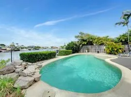 Spacious Family & Pet-friendly Home on the Canal