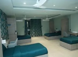 FabHotels Cevo