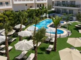 Leonidas Hotel & Apartments