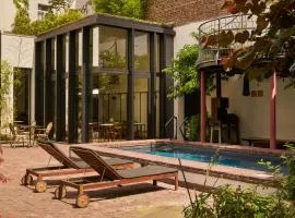 Latroupe Hotel Jardin Secret
