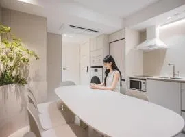 더하다