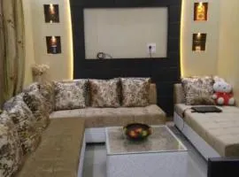 Premium Executive 2BHK Monthly Stay WiFi Kitchen