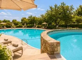 The Artist - Apartments with Private Garden in Residence with Pool