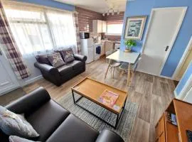 119 Hemsby Holiday Chalet, Convenient for sandy beach