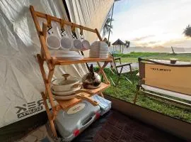 Riversides Glamping - Tiara Hills