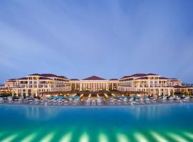 Rixos Water World Aktau - Theme Park Free Access, hotelli kohteessa Aktau