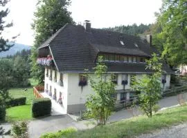 Hirschlehaus - Ferienwohnung Bärental