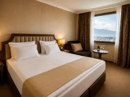 Astoria Grand Hotel