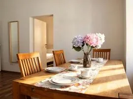 Heritage Courtyard Apartment