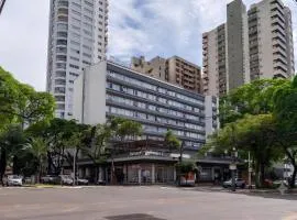 Hotel Deville Prime Maringá