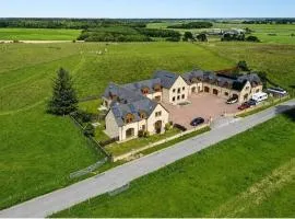 Luxury Home - Sleeps 10 - Patio - Views