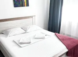 Central Palace Suite -2 Rooms Self Checkin & Free Parking