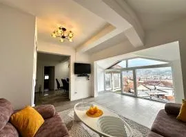 Modern Penthouse with Unbeatable Panoramic Views