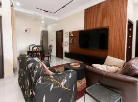 Maame's Court Apartments Spacious East Legon Stays