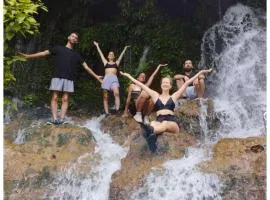 Accomodation ,Scoter Rental & Tours 7Waterfalls