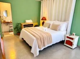 Villa Pella - Chalé Peônia- com café manhã