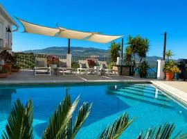 Casa de Ladera - Private Villa with Lake Views, Pool & Jacuzzi