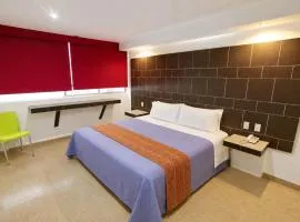 First Inn Hotel & Business