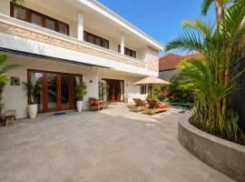 Diamond of Sanur, Bright & Spacious Luxury 3BR Villa with Private Pool Villa Bali Daze