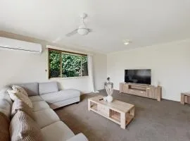 Comfortable Family Home Bethania 4B