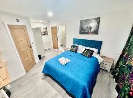 Rumi Lodge Stansted Airport