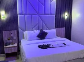 Triple H Hotel and Suites