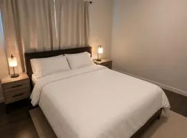 Cozy Private Rooms Near Denver Airport