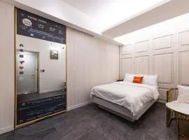 Instar Hotel