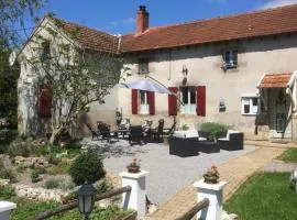 Le Petit Moulin