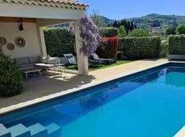 Onze Villa in Provence, Mont Ventoux, New Luxury Villa, Private Pool, Stunning views, Outdoor Kitchen, Big Green Egg