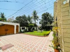 Signature 3 Bed Villa Clifton Boat Basin