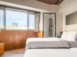 CHECK inn Express Taichung Fengchia
