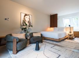 Van Heeckeren City Centre Jacuzzi Lofts, hotel in Nes