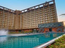 WowStay at Weekend Address, Surat Airport