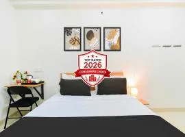 Super Townhouse Kokapet Near GAR