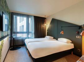 Ibis Styles Rouen Centre Rive Gauche, hôtel à Rouen