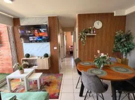 Dep céntrico 3H - 2 baños - parking privado-calefacción-wifi