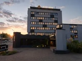 JustStay Mülheim Oberhausen Hotel & Apartments
