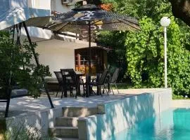 Villa M&E Oasis with Private Pool