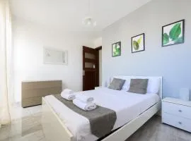F6 Room 1, Private Room one small double bed shared bathroom in shared Flat