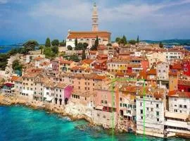 Mediterraneo Seaview Apartments