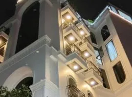 Diamond Hotel