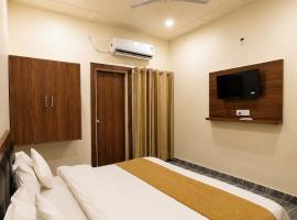 Vrindāvan में, होटल Hotel Brij Vaas - Located Near Major Temples #AC Rooms #Peaceful Location #Near Prem Mandir