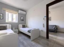 F3 Room 3, Private Room two single beds shared bathroom