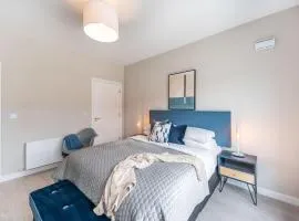 Modern suite in Brand new house