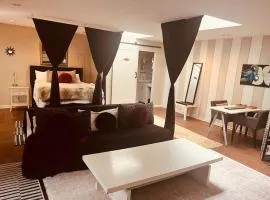 Peaceful and Stylish Buckhead Studio