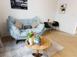 AMA Home - Signature Living Suite - Business & Comfort