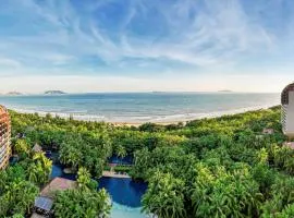 Pullman Oceanview Sanya Bay Resort & Spa