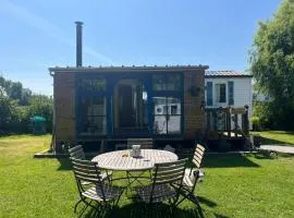 Mobilhome sur terrain avec emplacement campings et véhicules