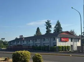 Red Roof PLUS Centralia